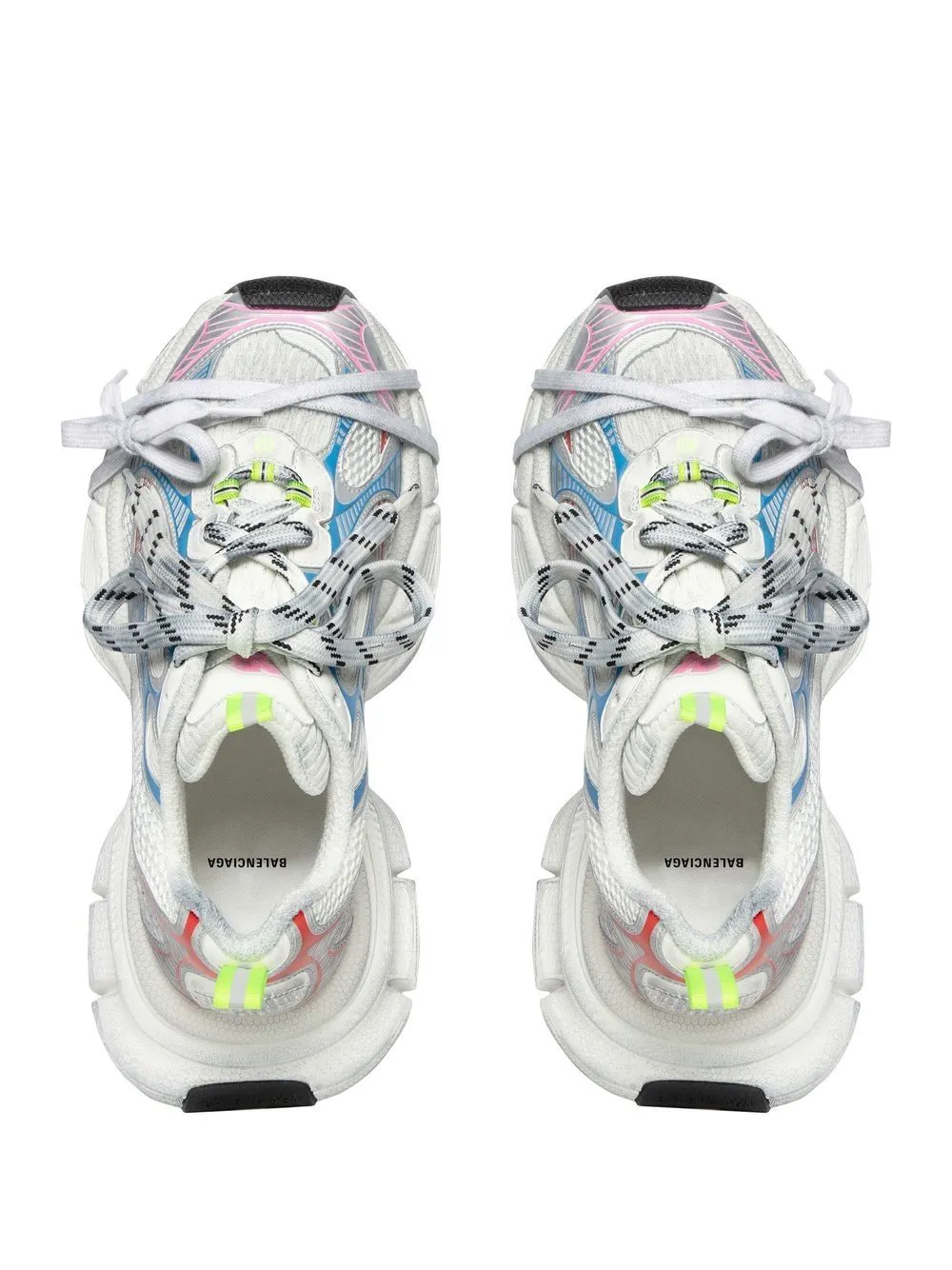 3xl sneakers