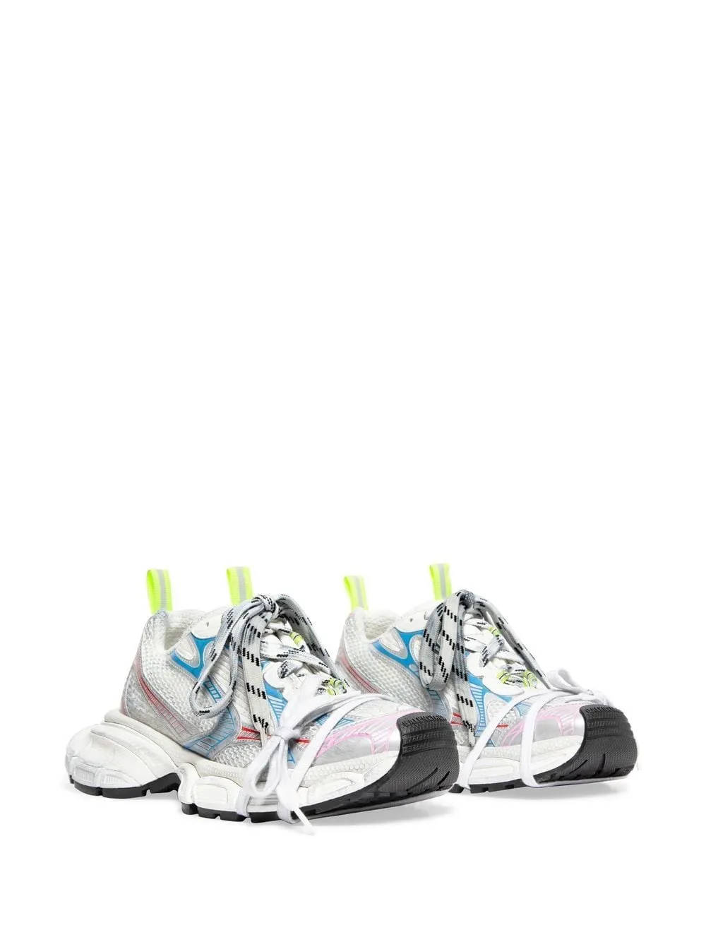 3xl sneakers