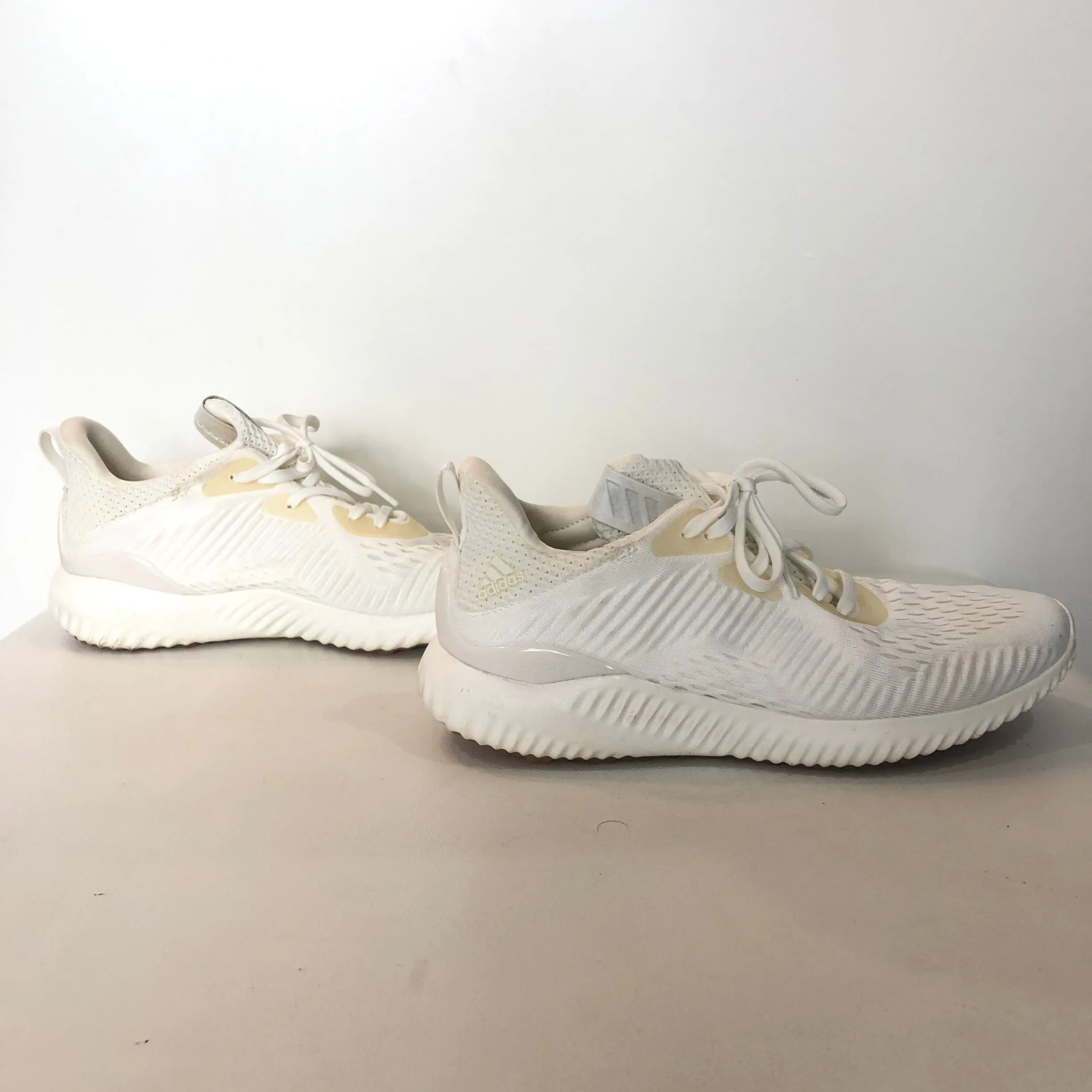 ADIDAS White Alphabounce EM Undye Running Sneakers Size 7.5
