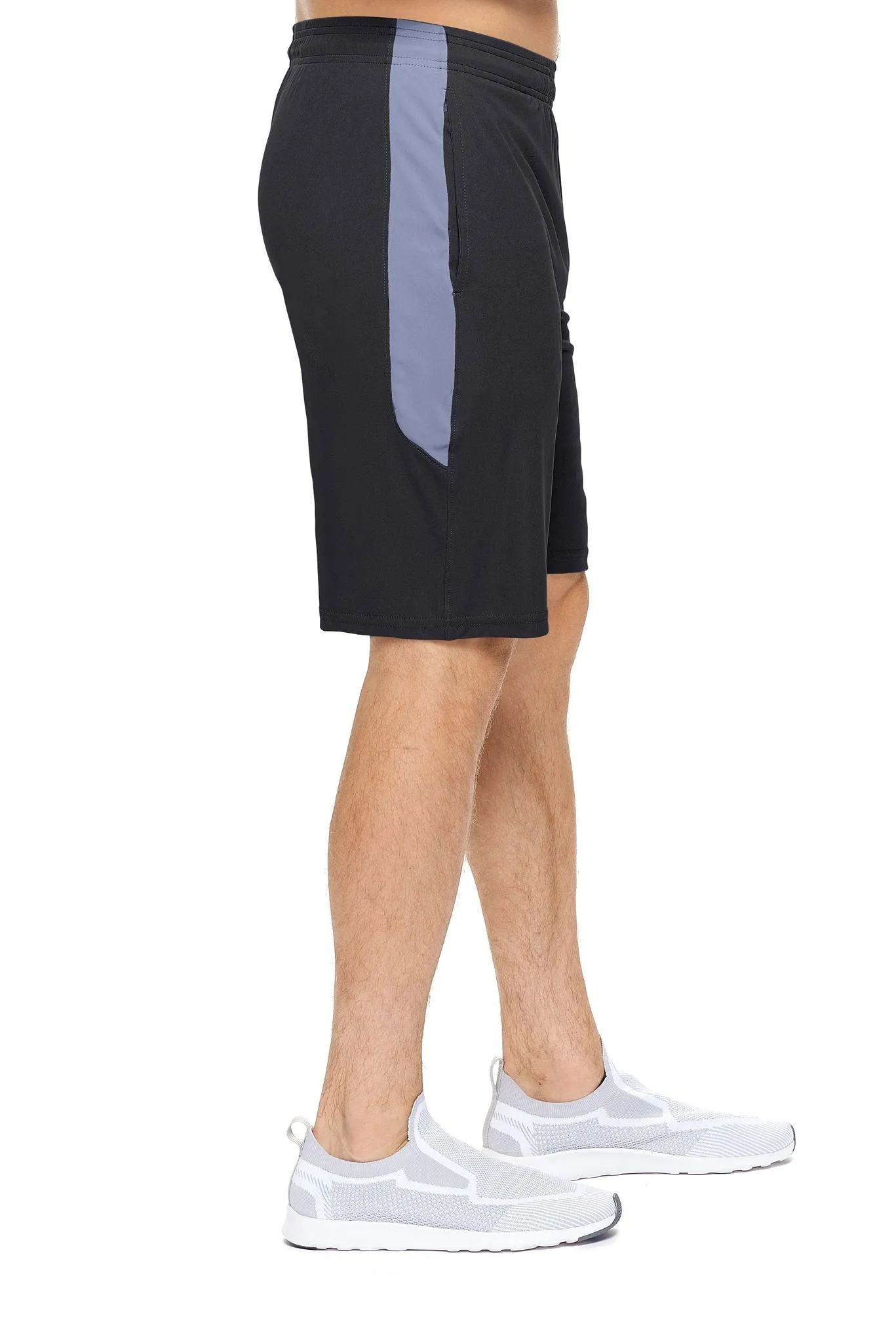 AI1087 DriMax™ Outdoor Shorts