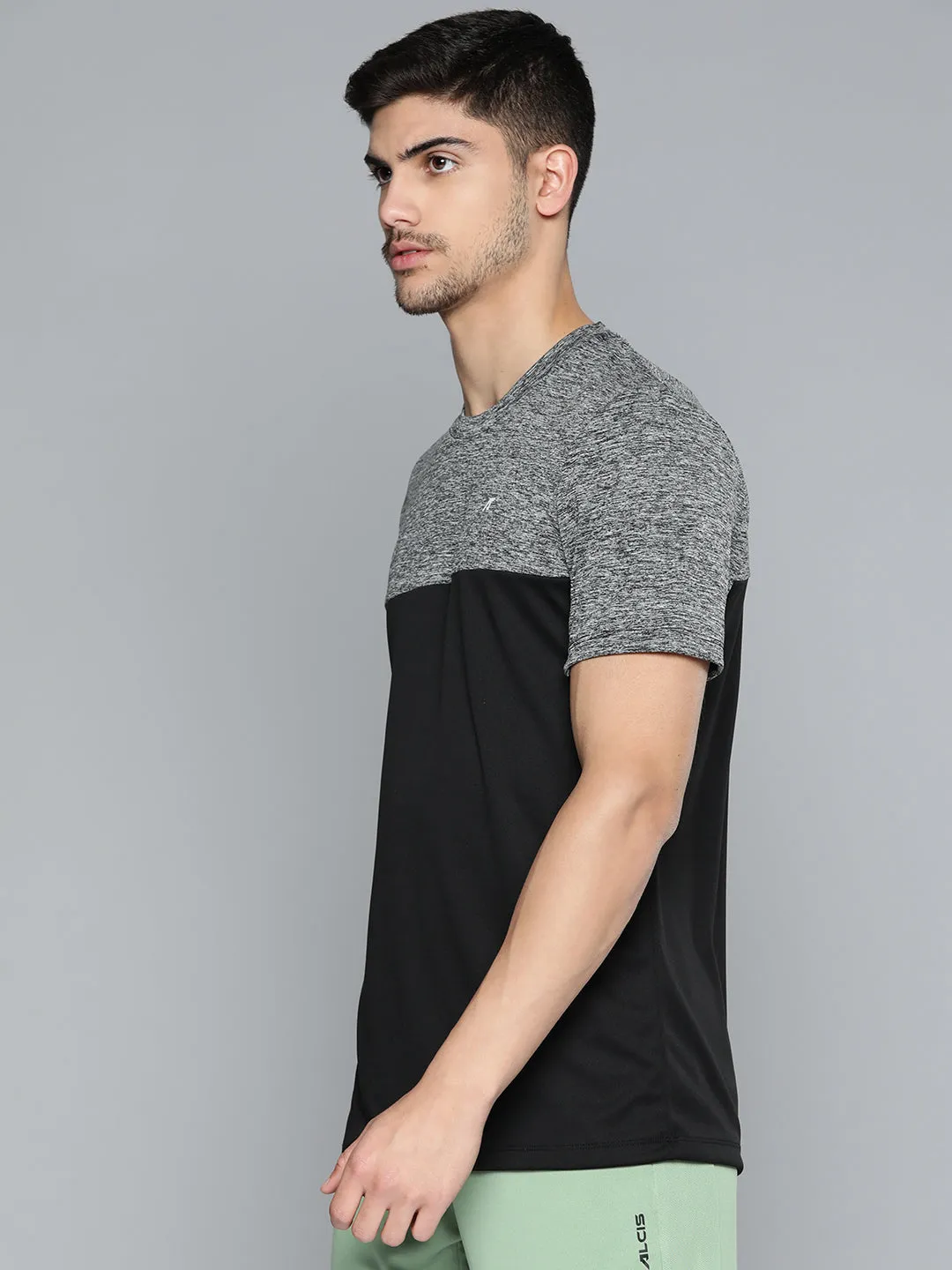 Alcis Men Colourblocked Anti Static Slim Fit Sports T-shirt