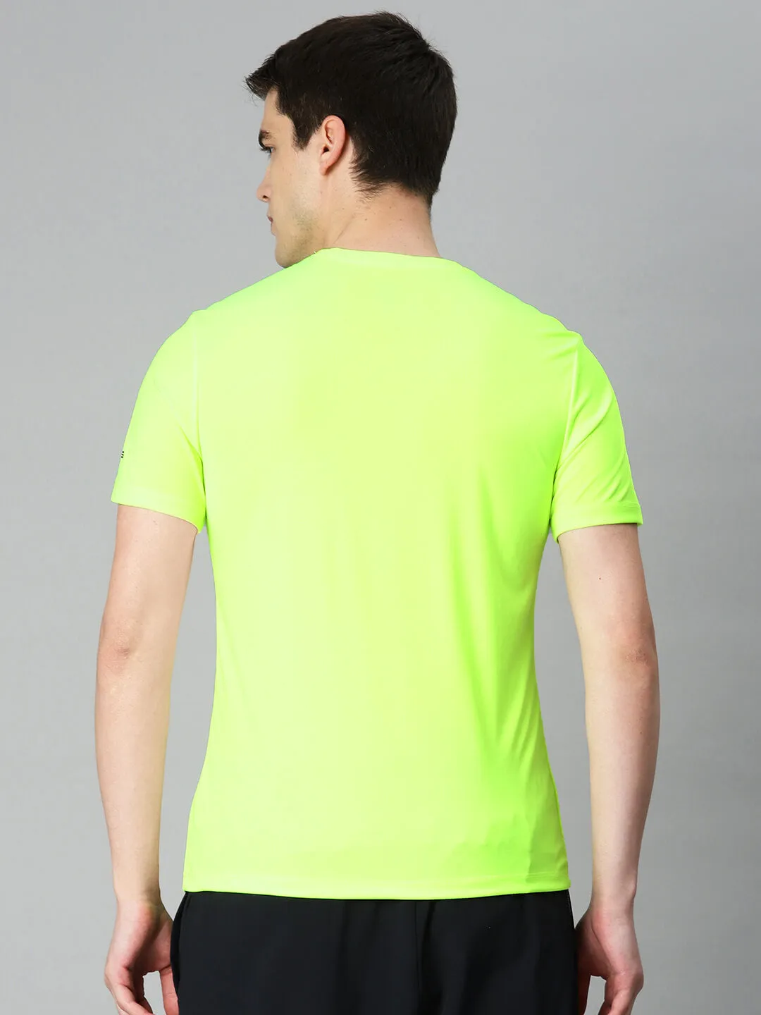 Alcis Men Fluorescent Green Typography Printed Anti Static Slim Fit Sports T-shirt