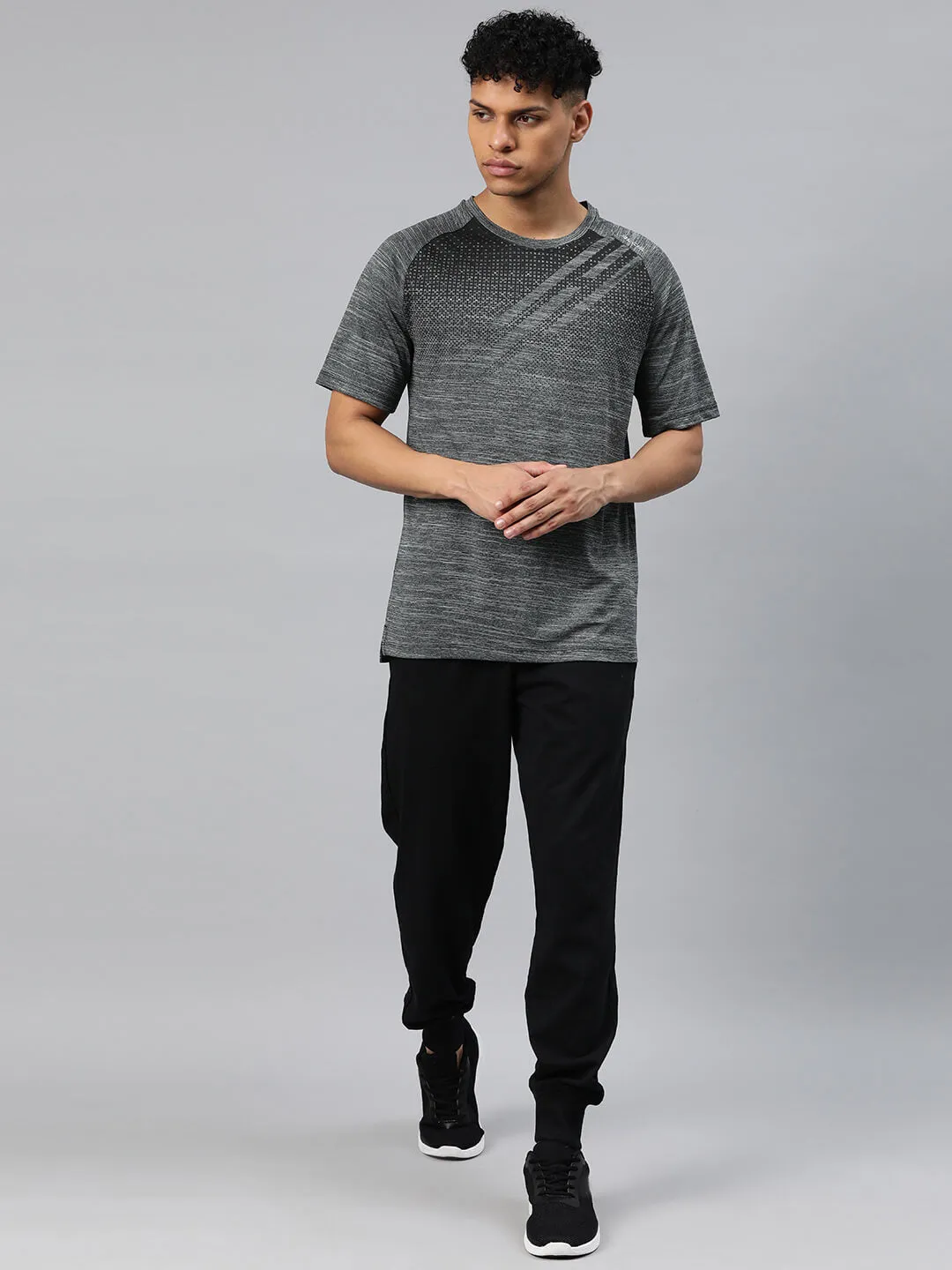 Alcis Men Grey Printed Anti Static Slim Fit T-shirt