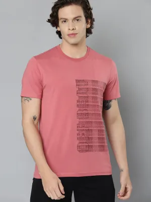 Alcis Men Pink Typography Printed Slim Fit Running T-shirt