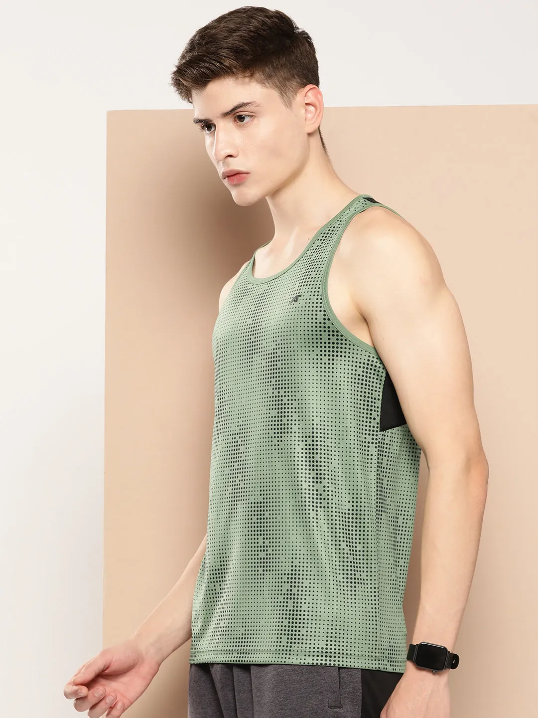 Alcis Men Printed Dry Tech Slim Fit T-shirt