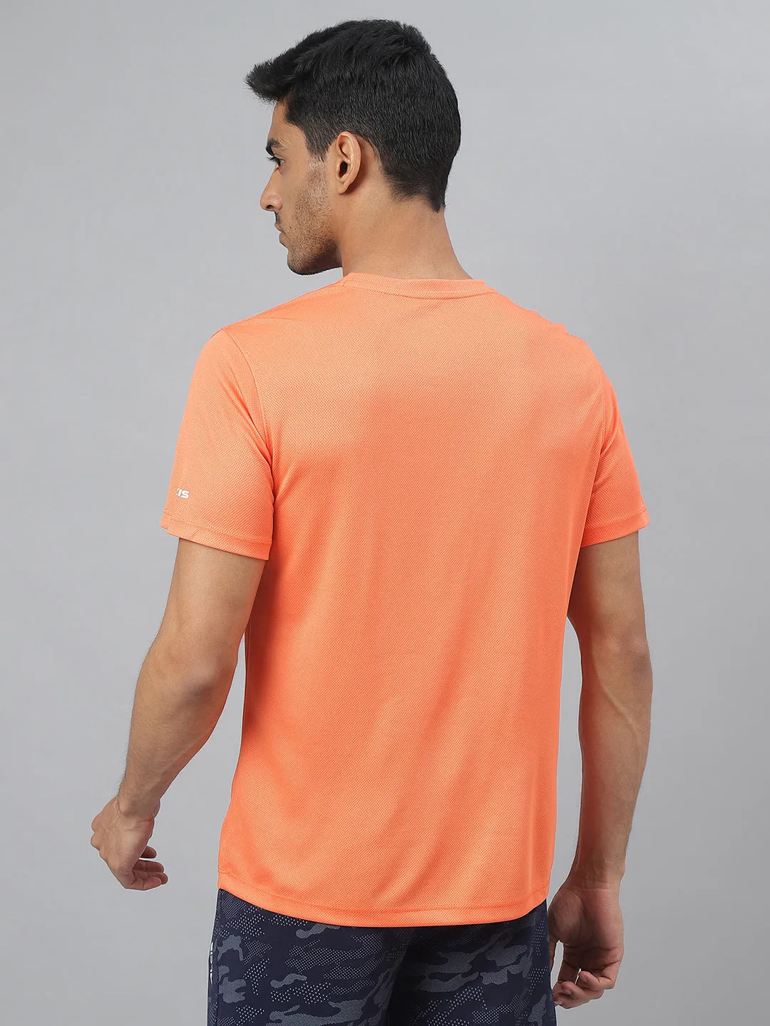 Alcis Men Printed Orange Anti-Static Slim-Fit Round Neck Training T-Shirt