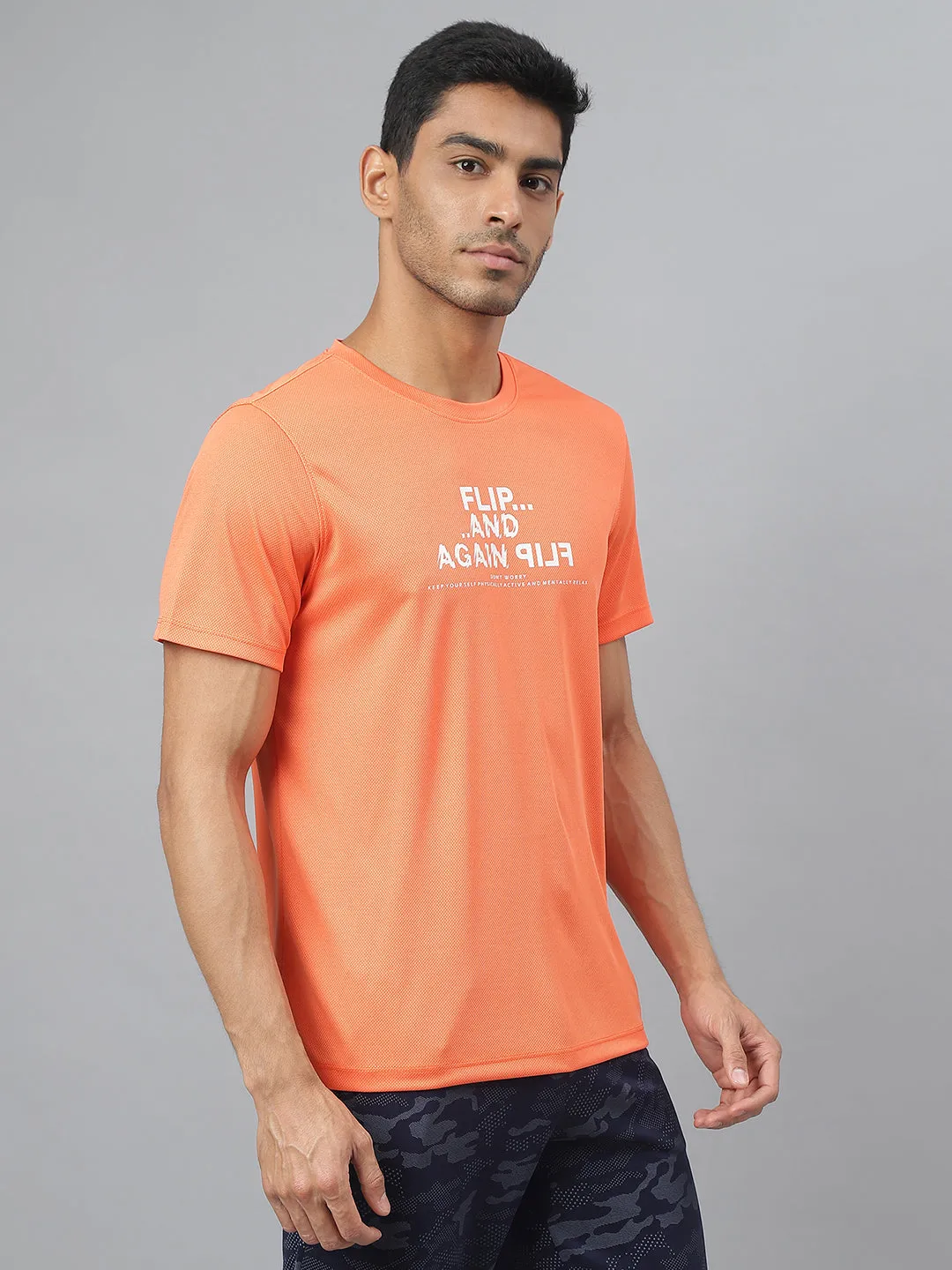 Alcis Men Printed Orange Anti-Static Slim-Fit Round Neck Training T-Shirt