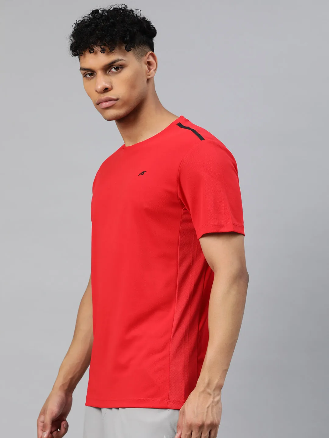 Alcis Men Red Anti Static Slim Fit T-shirt