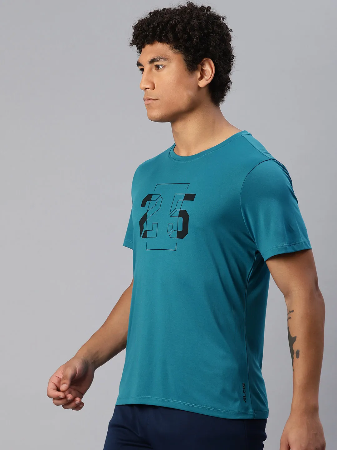 Alcis Men Typography Printed Anti Static Slim Fit T-shirt