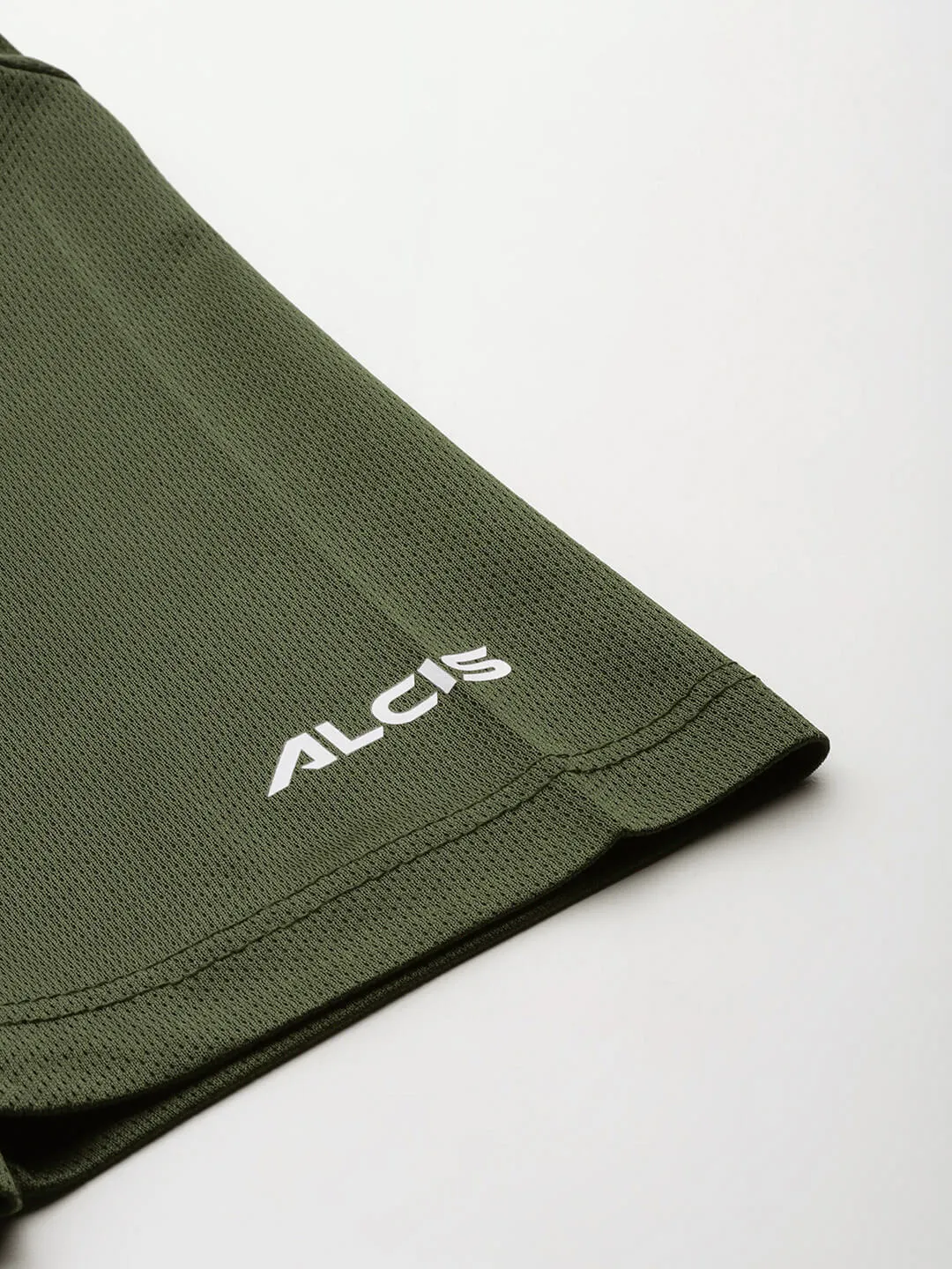 Alcis Men Typography Printed Anti Static Slim Fit T-shirt