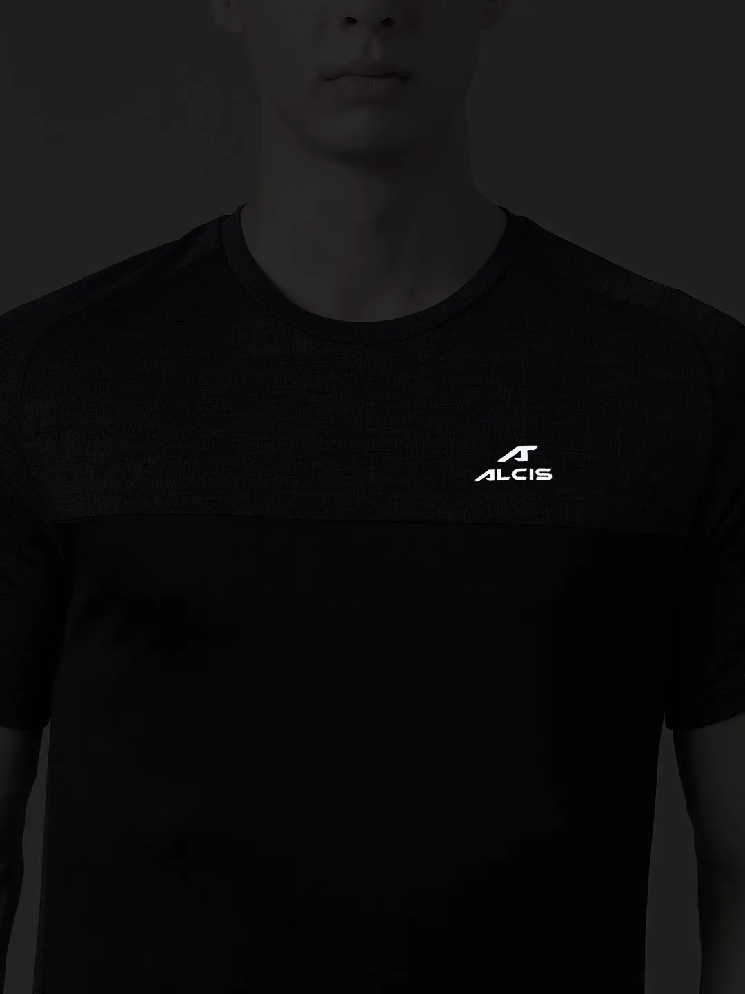 Alcis Men's Navy & Black Colour-Blocked Anti-Static Drytech  Slim-Fit Training Tee