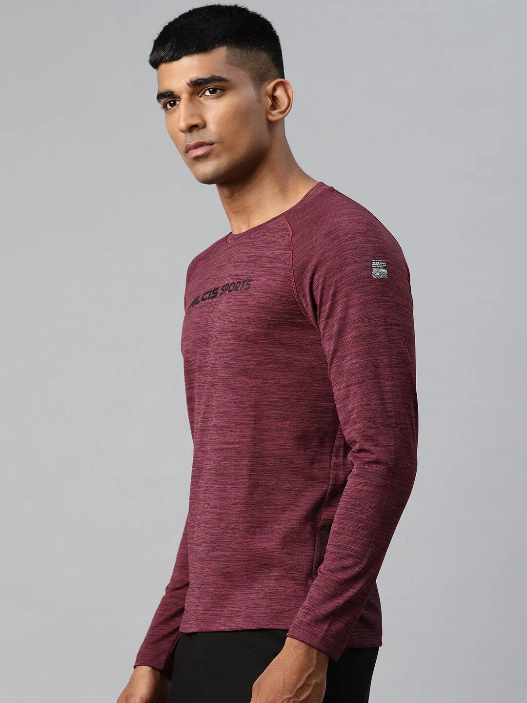 Alcis Typography Printed Dry Tech Slim Fit Training T-shirt