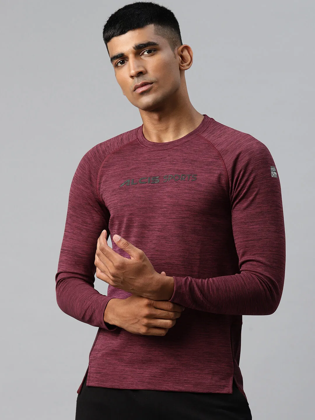 Alcis Typography Printed Dry Tech Slim Fit Training T-shirt