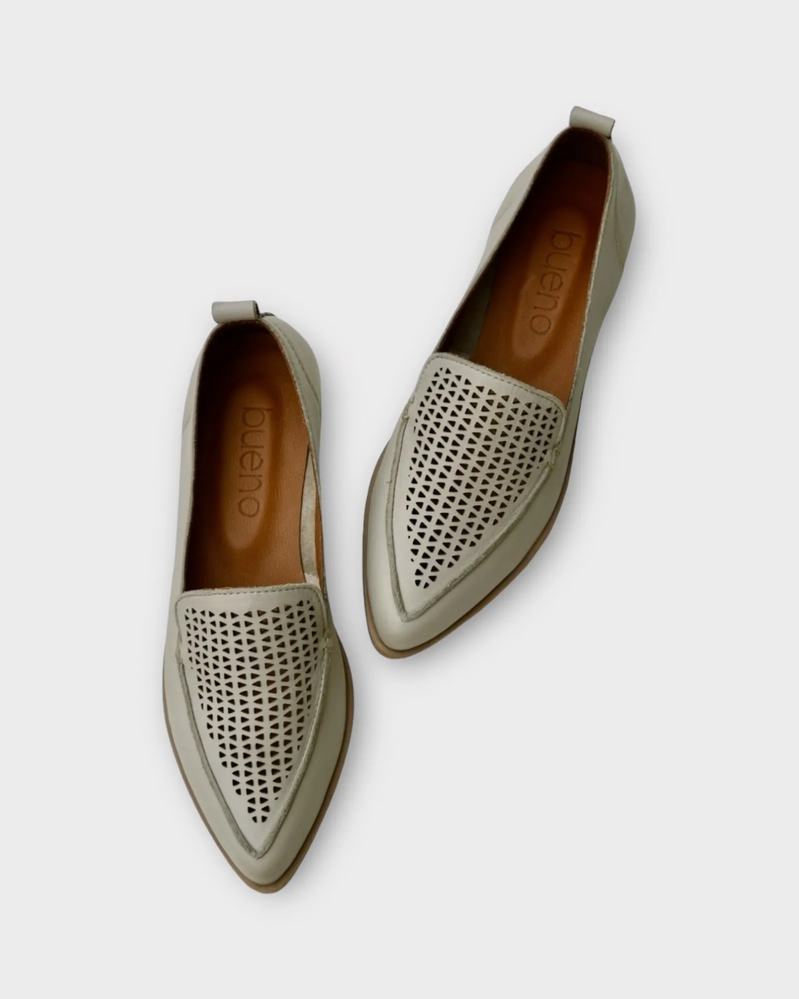 Bueno Blaze Size 37 only
