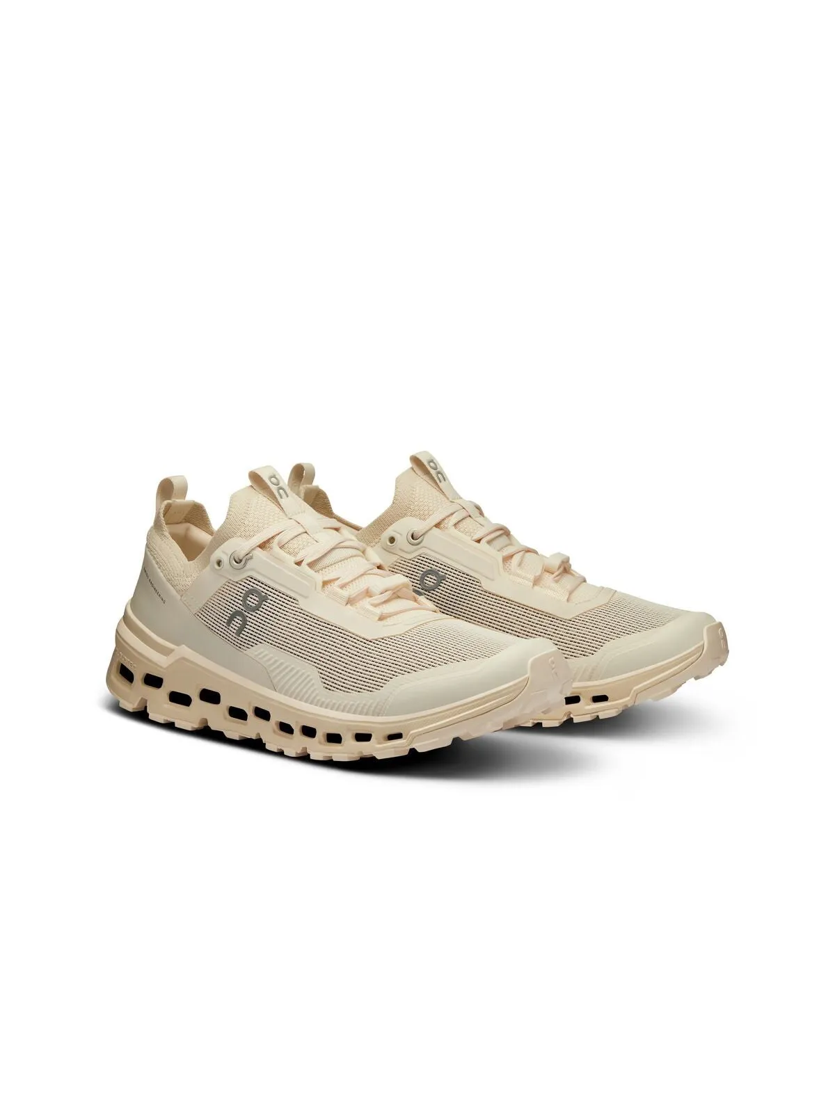 Buty trailowe damskie  ON RUNNING Cloudultra 2 beżowy