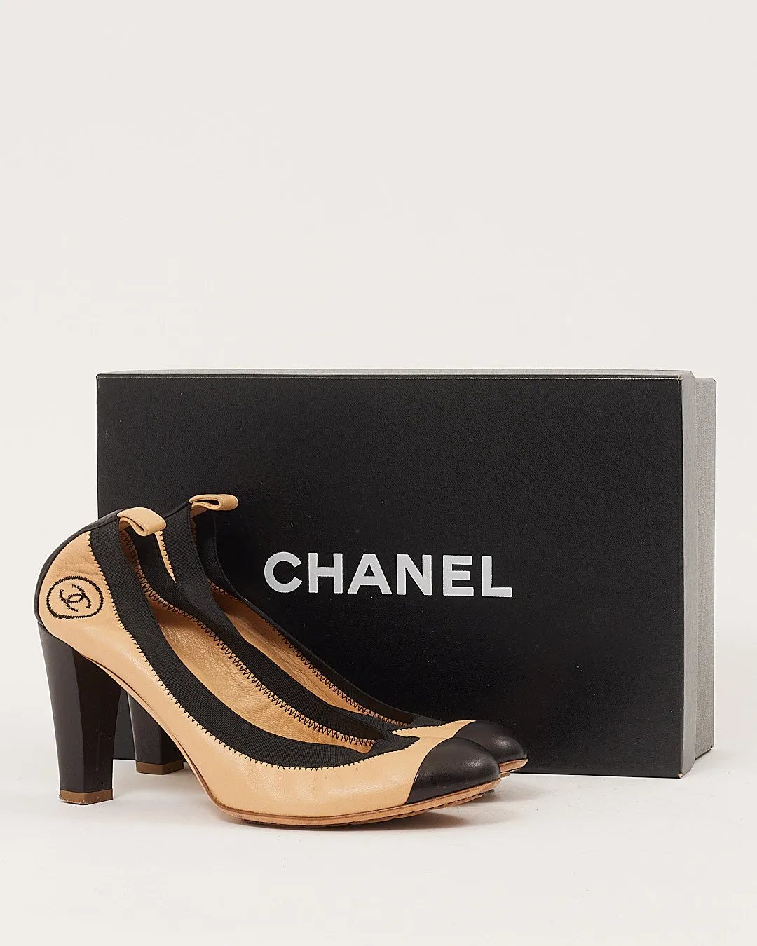 Chanel Beige/Black Slip On Pumps - 37