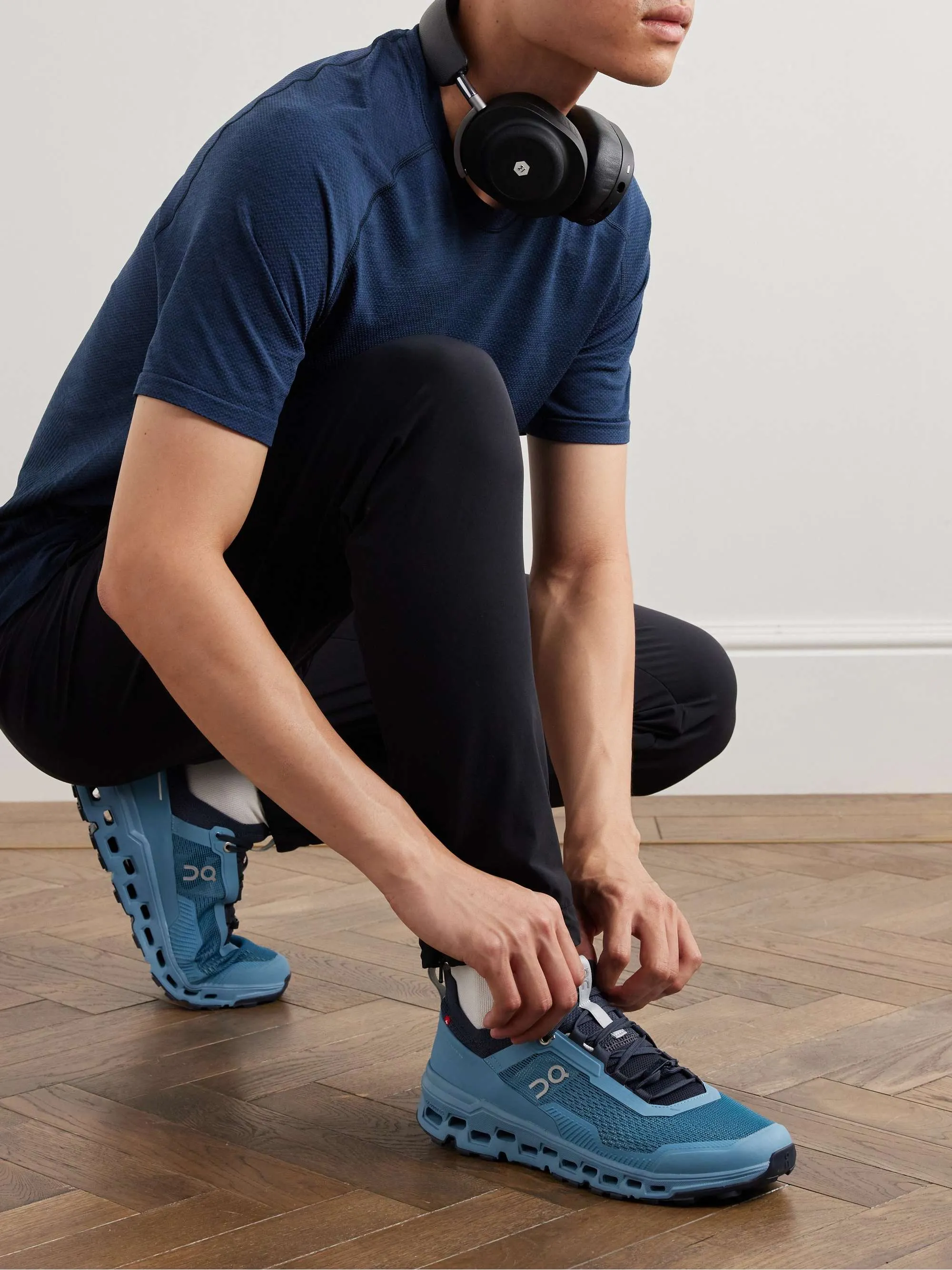 Cloudultra 2 Mesh Trainer with Rubber ON-RUNNING Trim, Blue