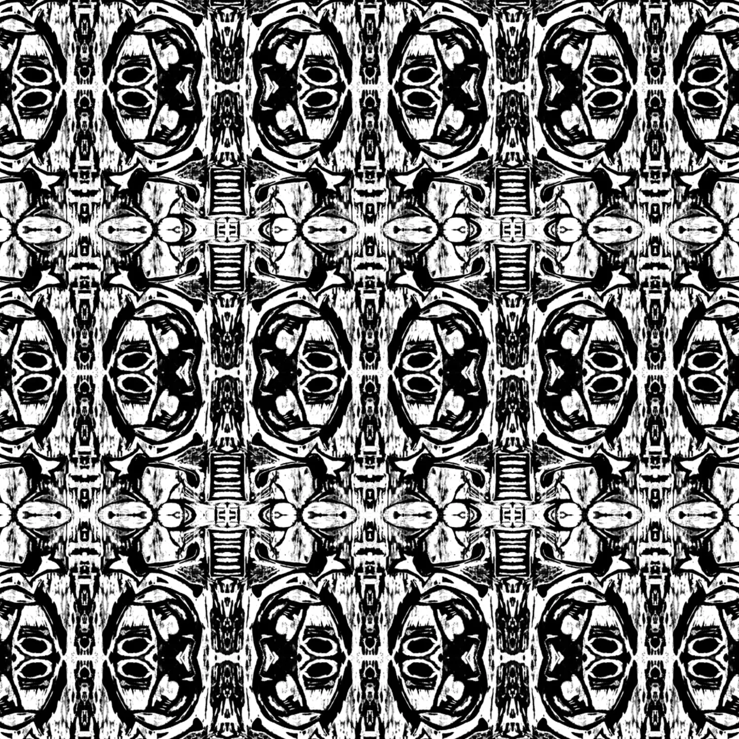 Cobra Egg, Black & White