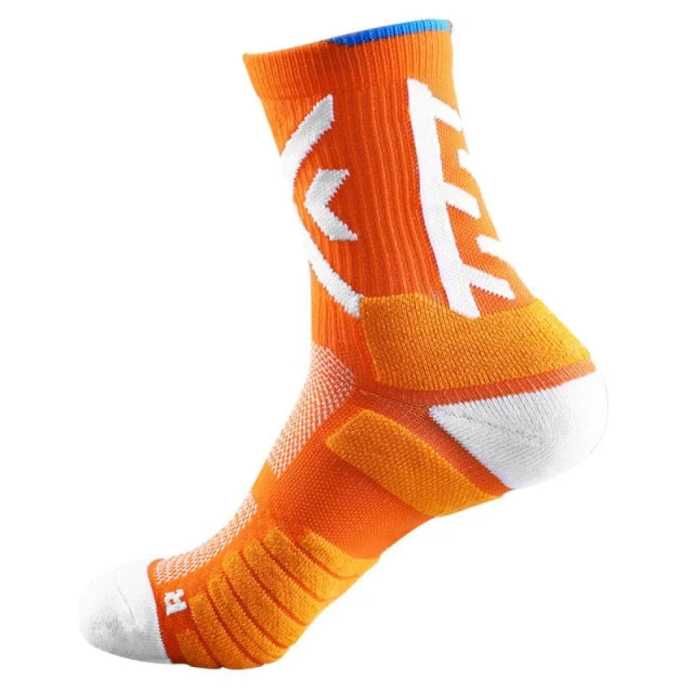 ContiNent 33 professional outdoor Sport Cycling Socks Basketball Football Soccer Running Trekking Socks Men Women