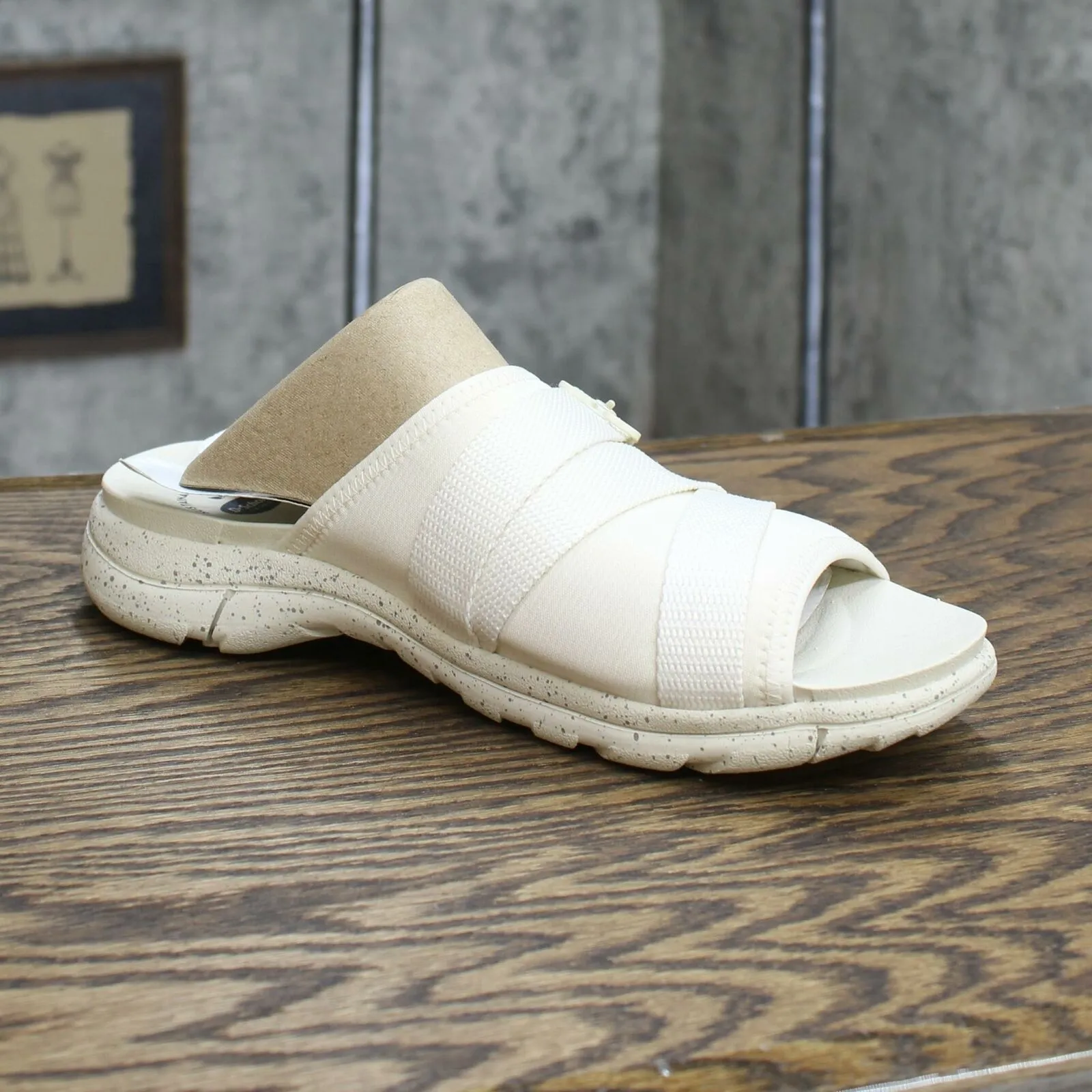 Dr. Scholl's Shoes Essentials Womens Adelle Slide Sandals Tofu 7.5