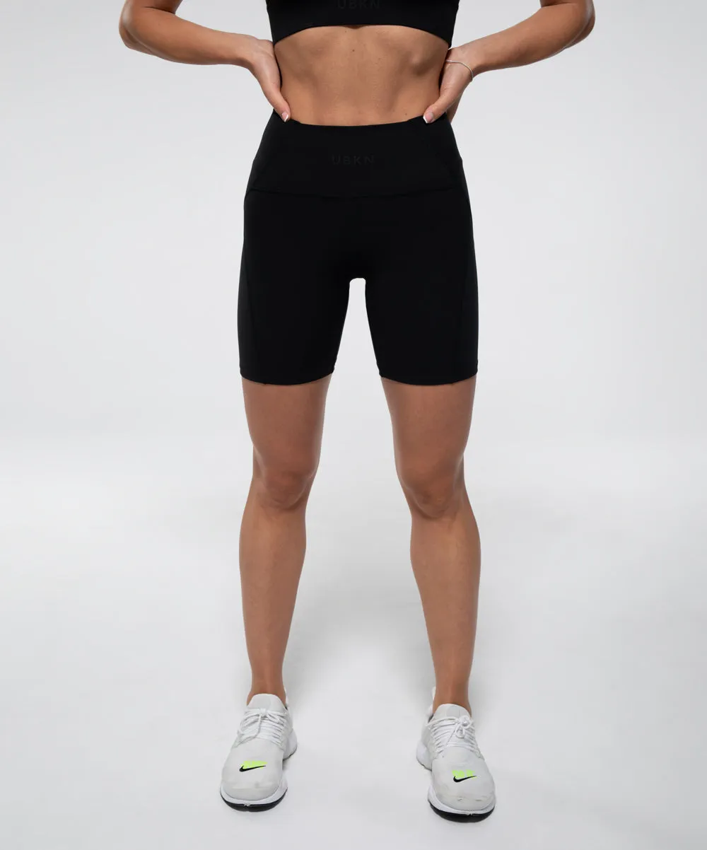 FIERCE 7 in. Bike Short in Black