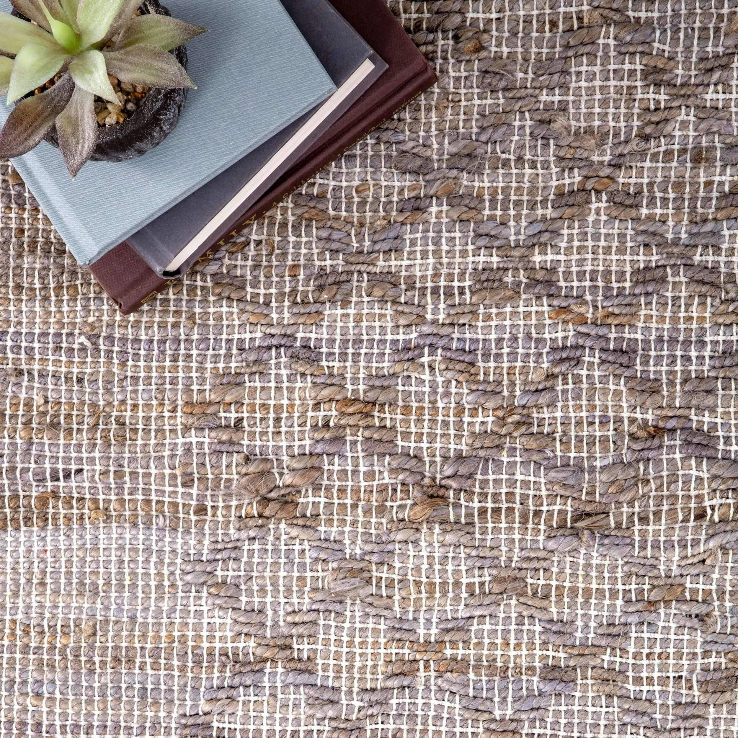 FLATWOVEN AMMONS TRELLIS