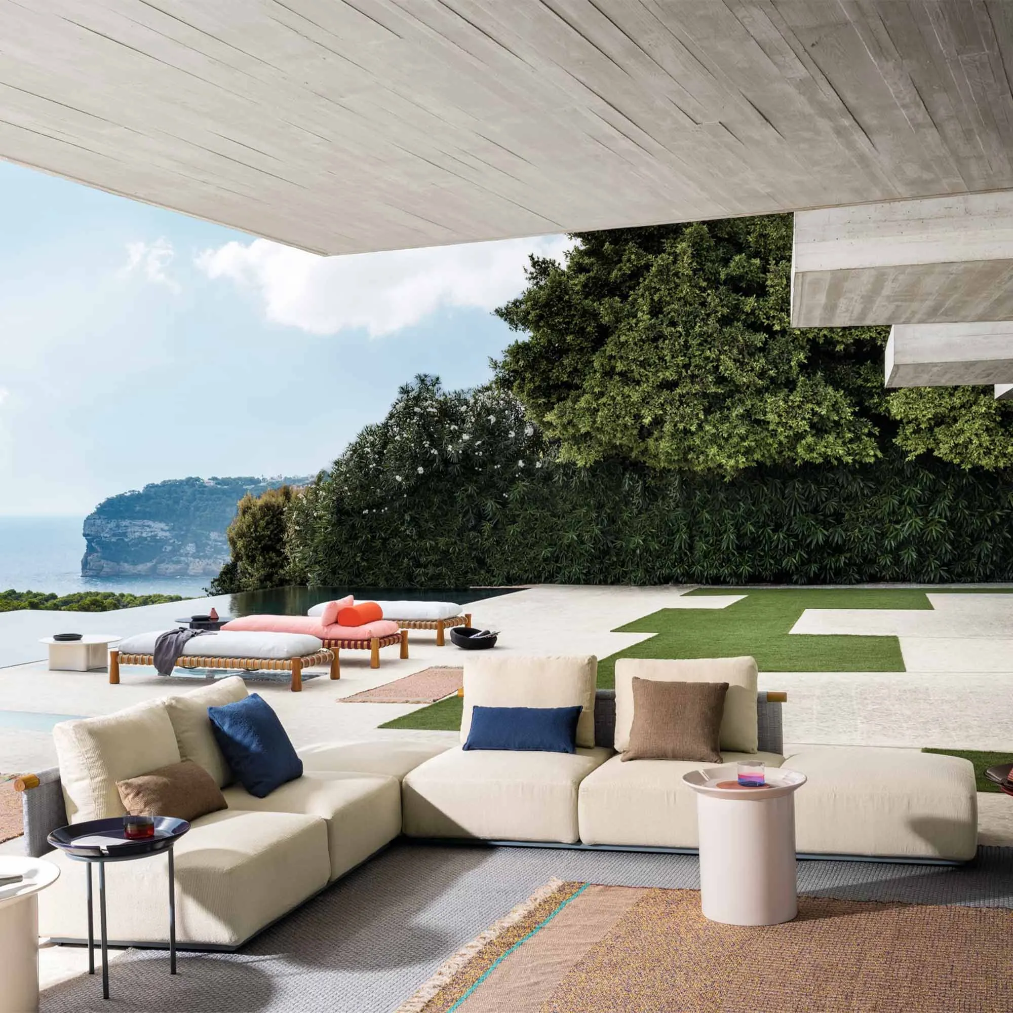 Hashi Outdoor Modular Sofa
