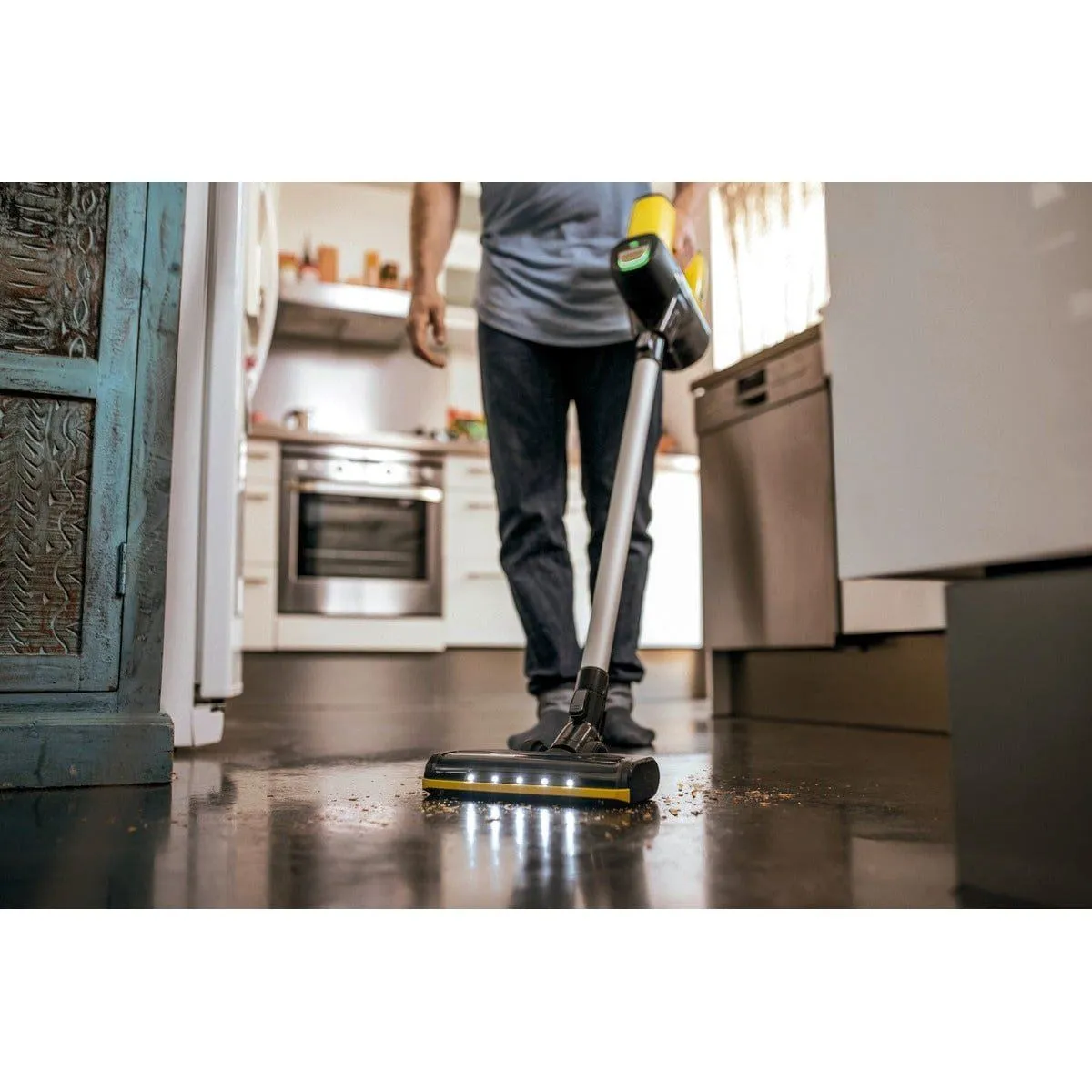 Karcher Cordless Battery Powered Vacuum Cleaner OurFamily - VC 6