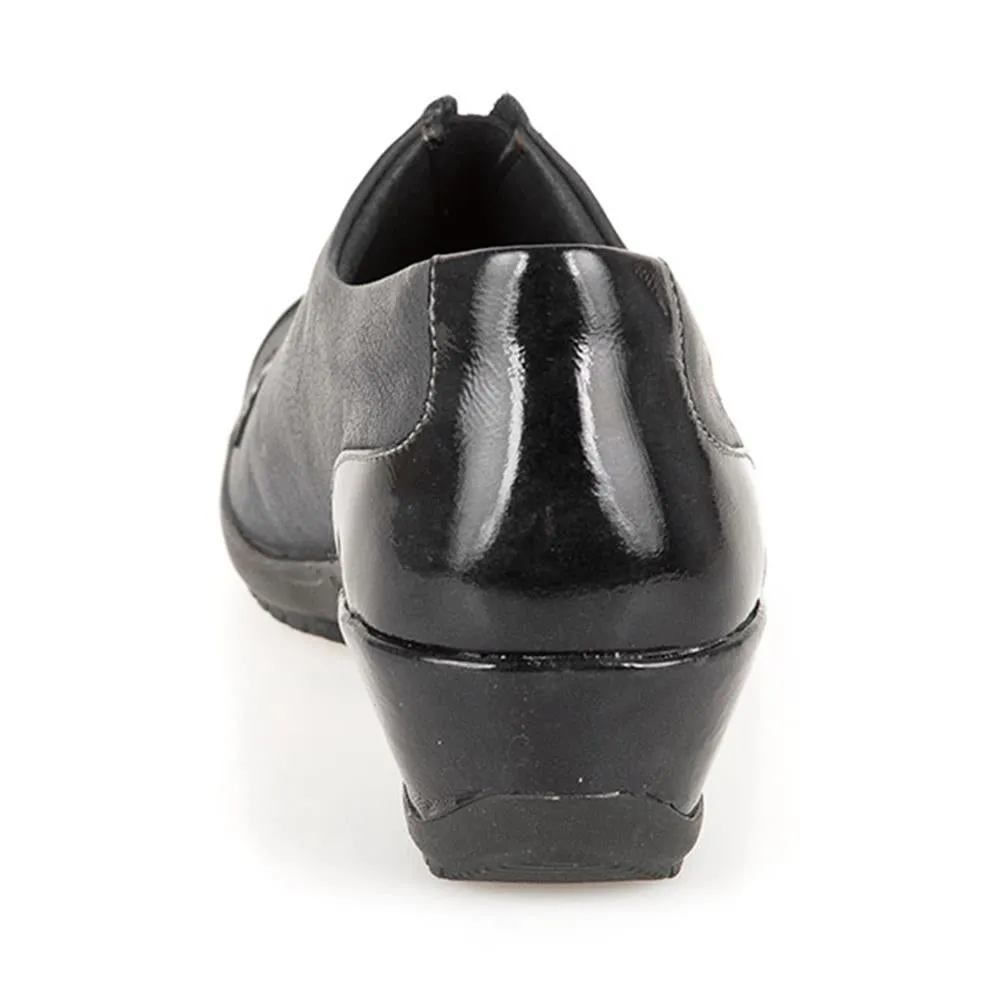 Leather Slip-On Shoes - CAL24000 / 308 362