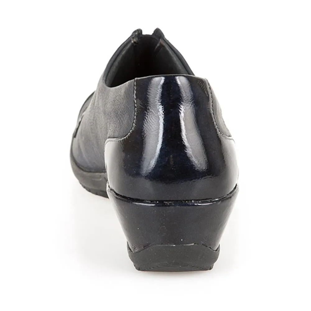 Leather Slip-On Shoes - CAL24000 / 308 362