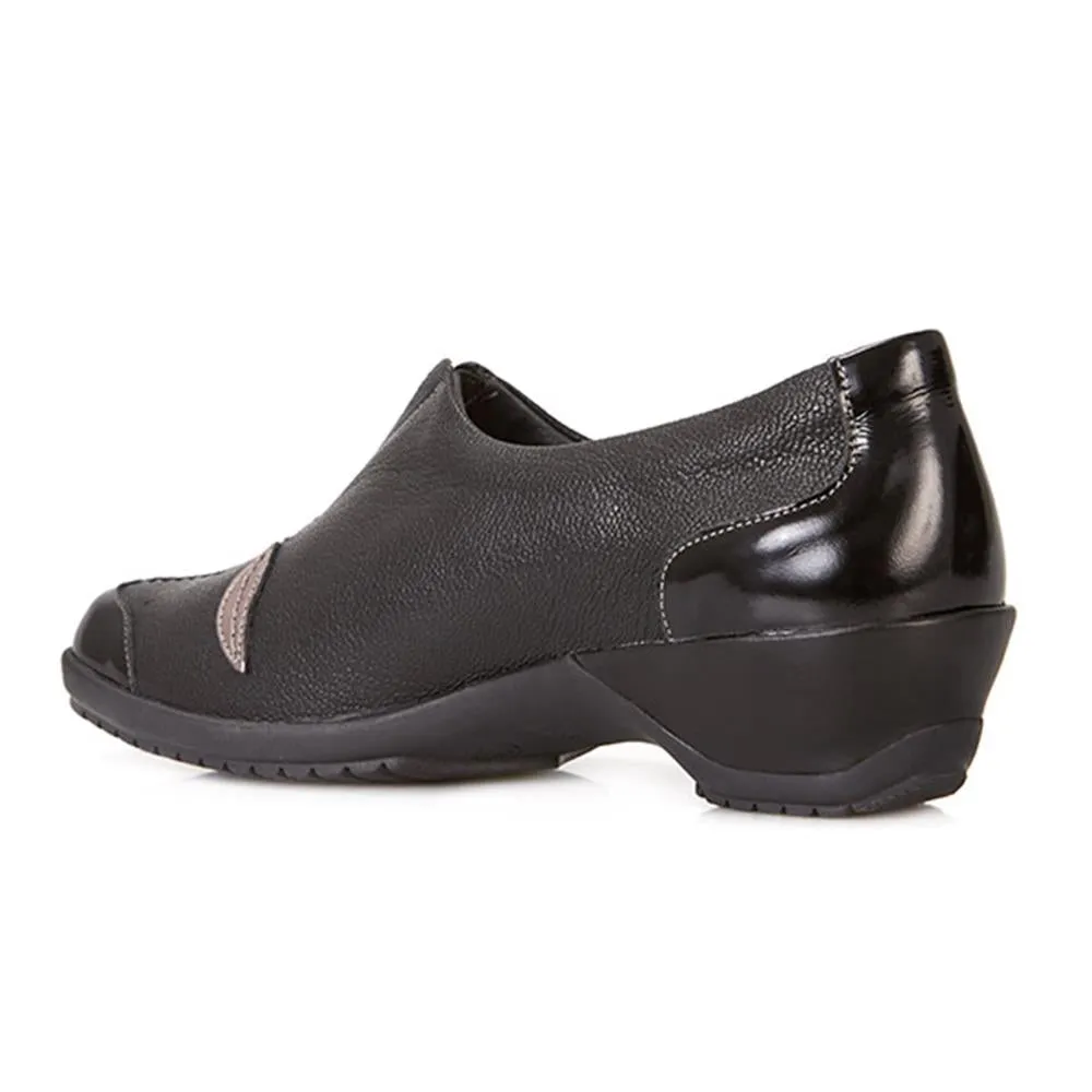 Leather Slip-On Shoes - CAL24000 / 308 362