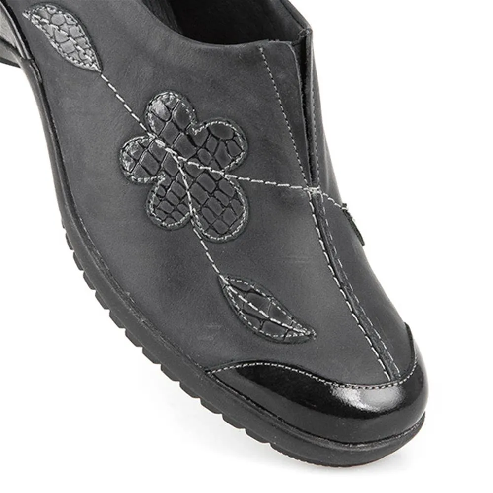 Leather Slip-On Shoes - CAL24000 / 308 362