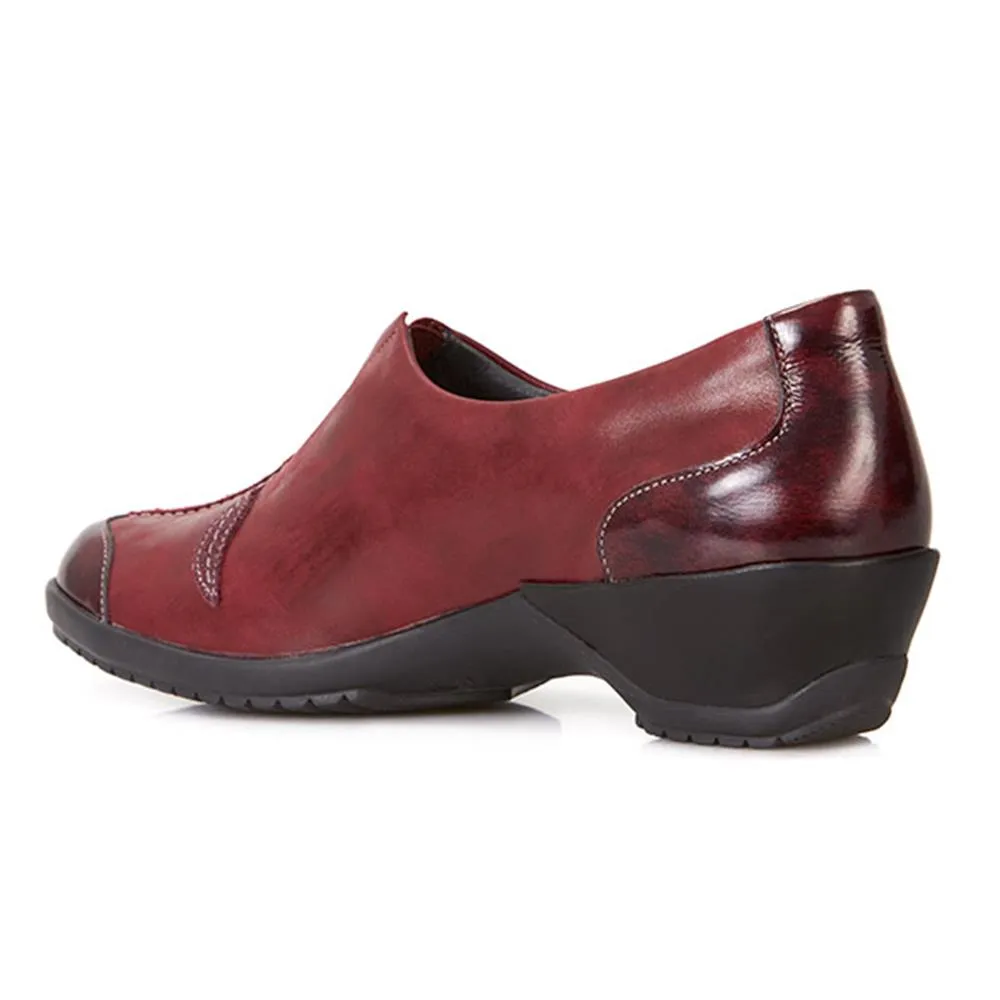 Leather Slip-On Shoes - CAL24000 / 308 362