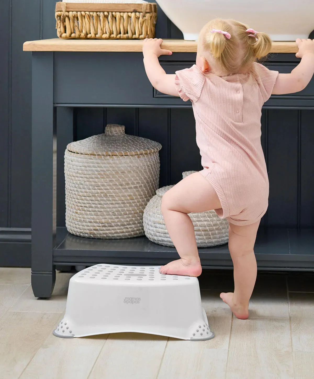 Mamas & Papas Anti Slip Step Up Stool – Pebble Grey