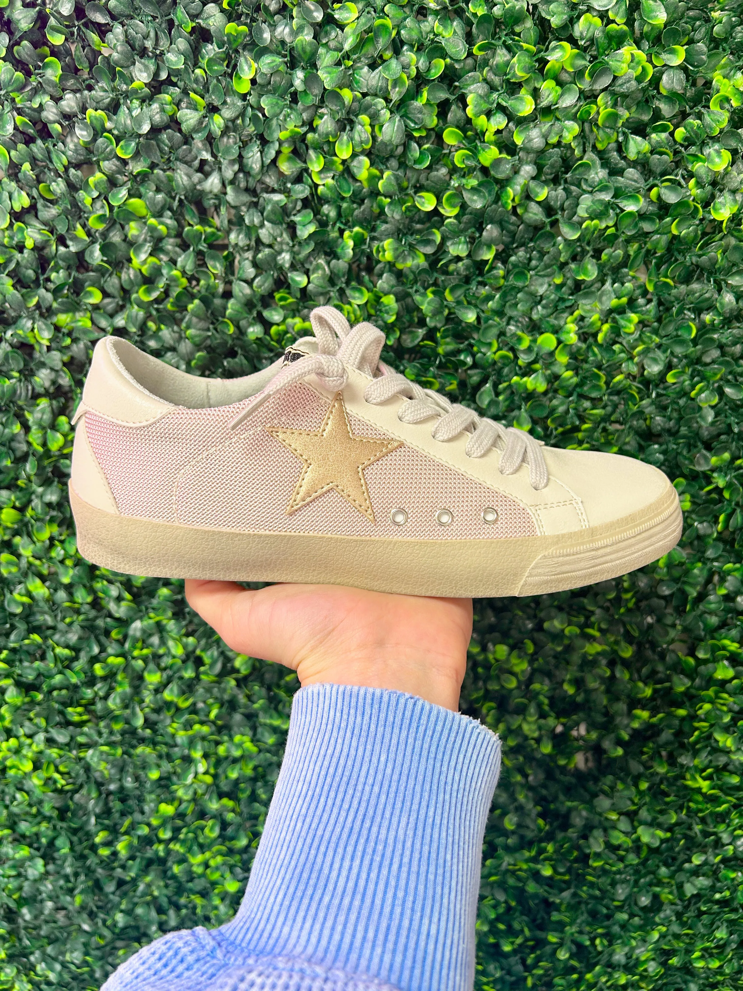 Mauve Pilar Sneakers