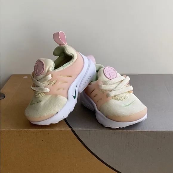 Nike Presto Toddler Sneakers- SZ 4 C