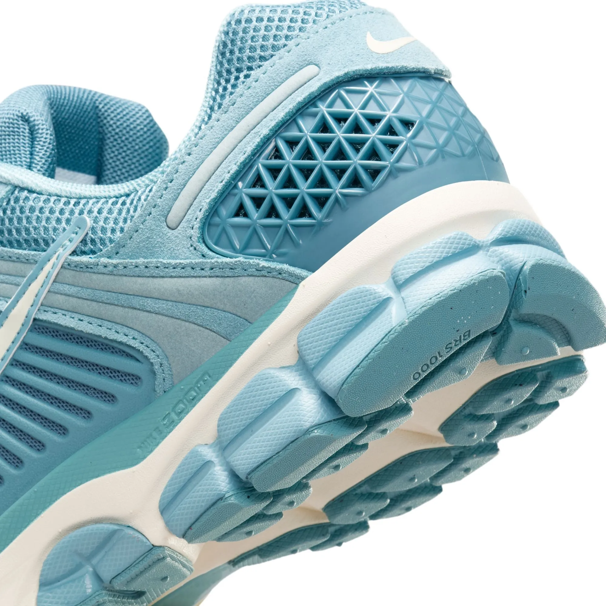 Nike Zoom Vomero 5 Men's Shoes