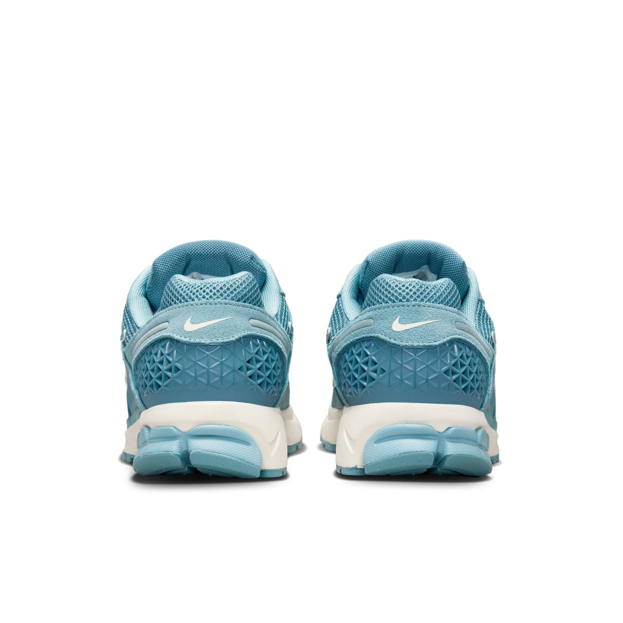 Nike Zoom Vomero 5 Men's Shoes