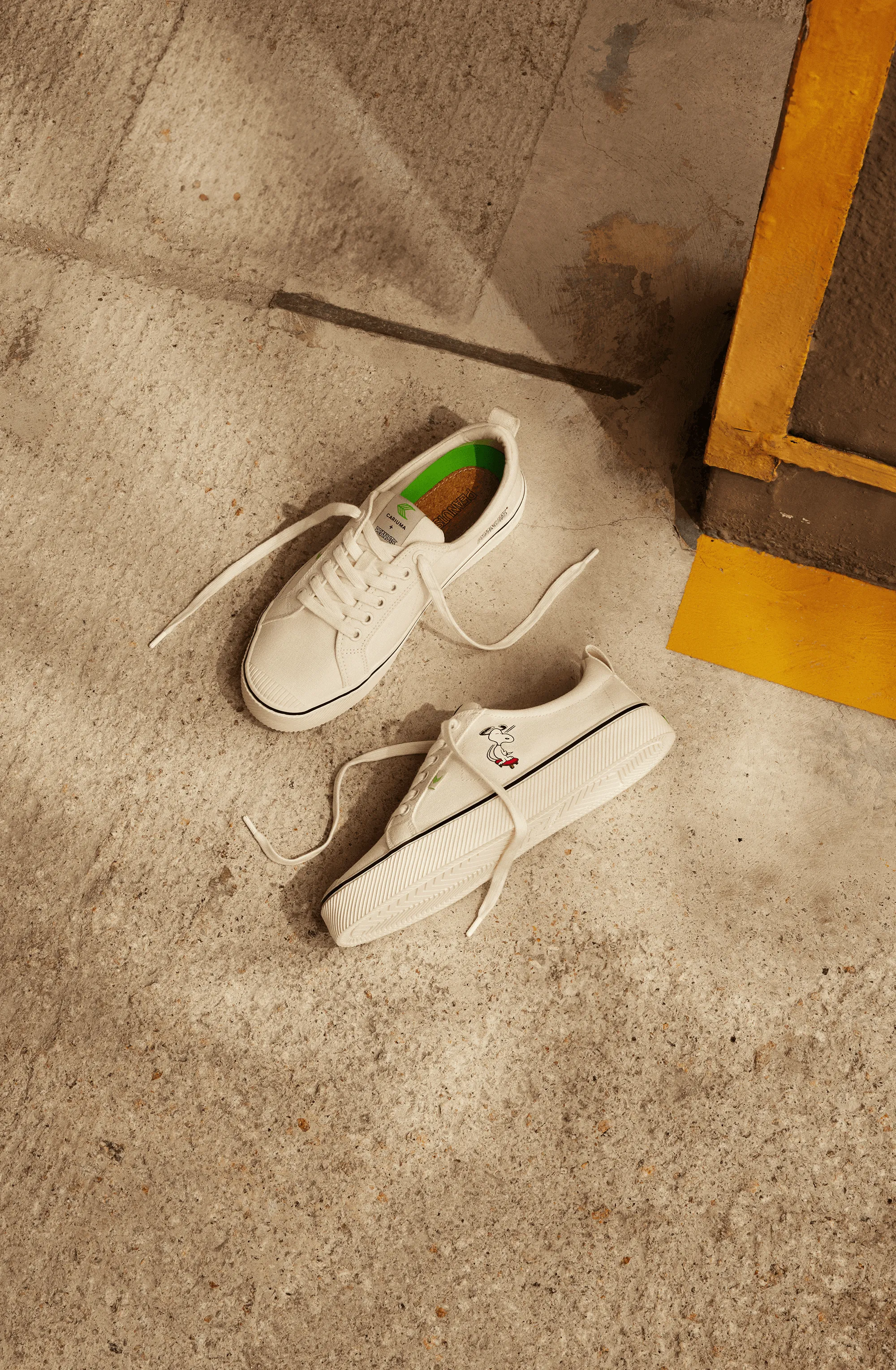 PEANUTS SLIP-ON PRO Snoopy Skate Rose Suede and Canvas Off-White Logo Women Sneaker