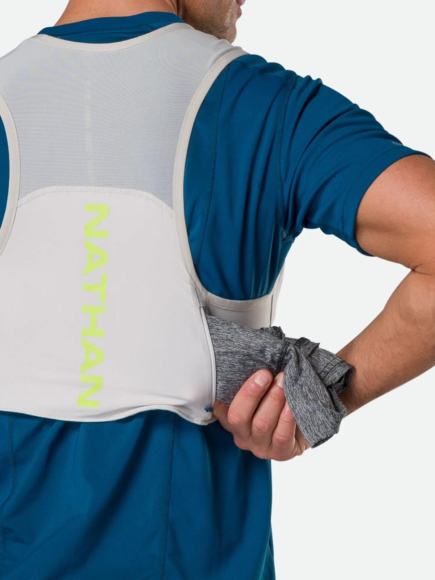 Pinnacle FeatherLite 1.5 Liter Hydration Vest