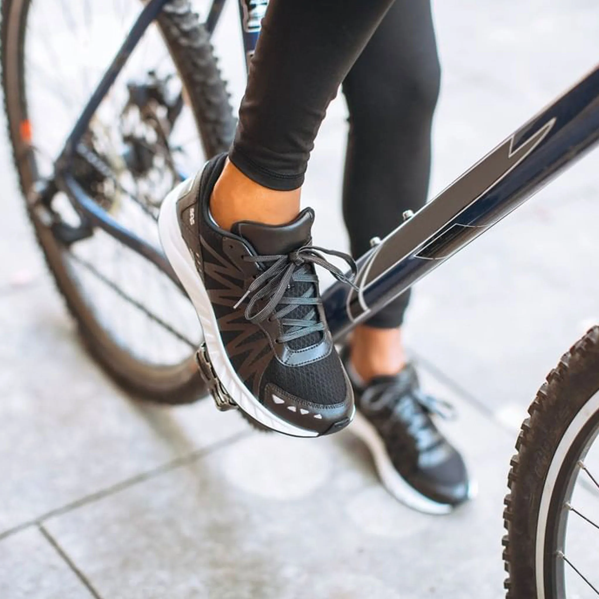 [PRE-ORDER] SAS | Tempo Black
