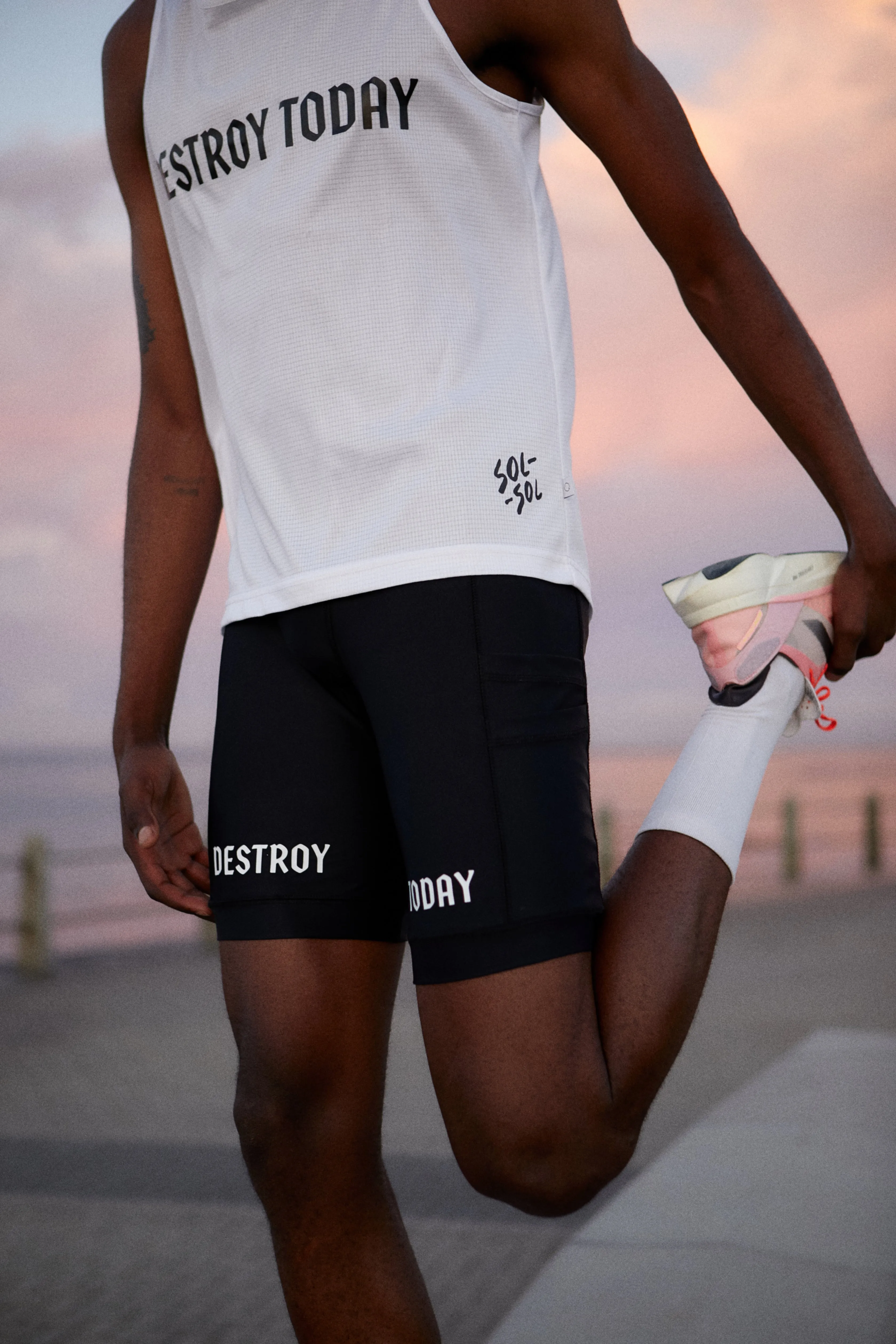 Sol Sol - 'Light Work' Vest - White