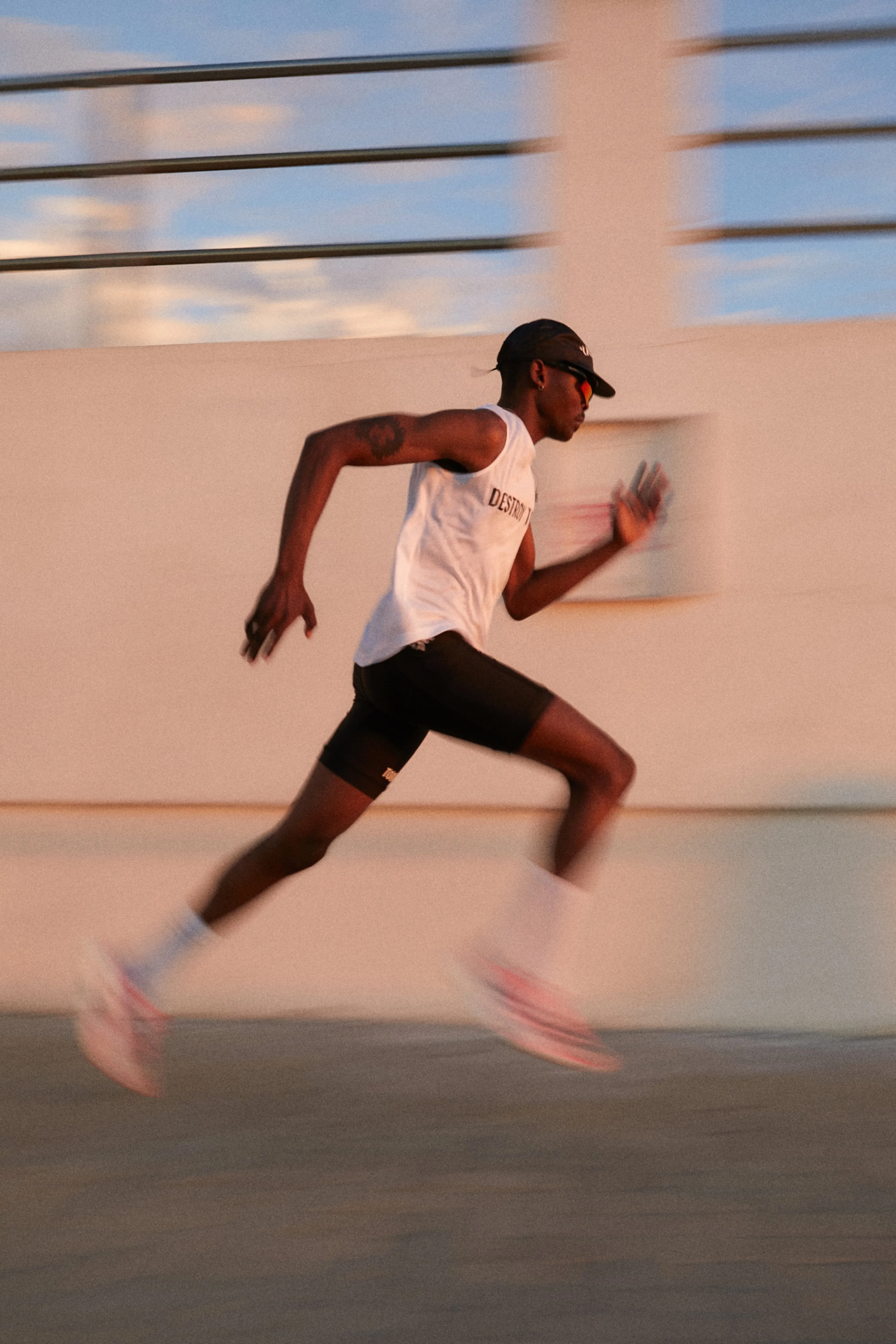 Sol Sol - 'Light Work' Vest - White