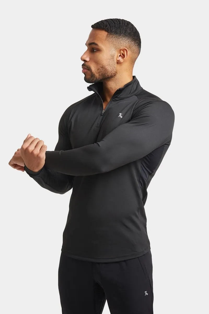 Training Quarter Zip in Black