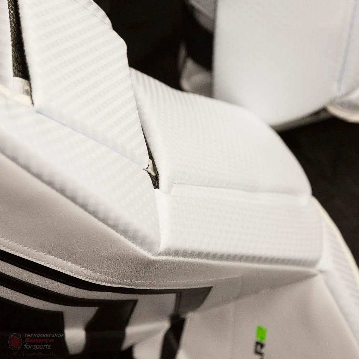 Vaughn Ventus SLR2 Pro Carbon Senior Goalie Leg Pads