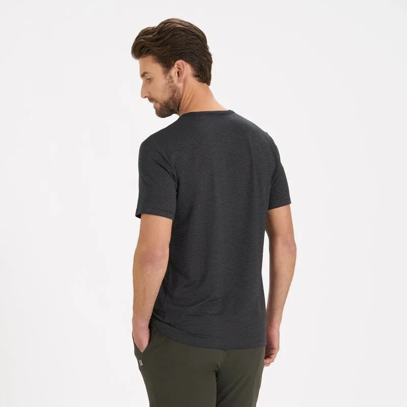 Vuori Men's Linear Tech Tree