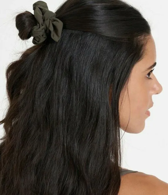 Vuori Tie Scrunchy