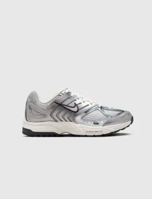 WOMEN'S NIKE AIR PEGASUS 2K5 "CHROME"