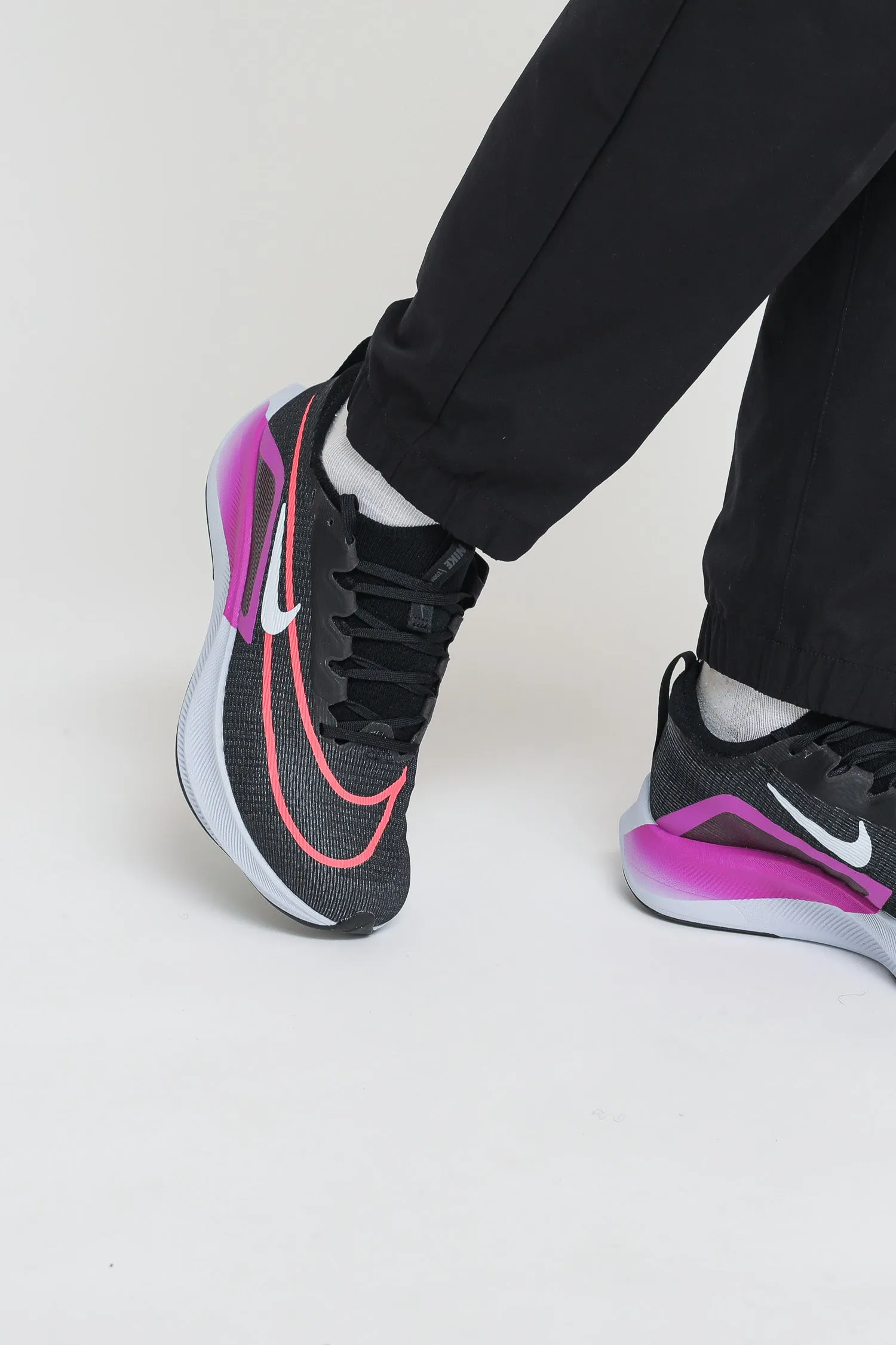 Zoom Fly 4 - Black/White-Anthracite