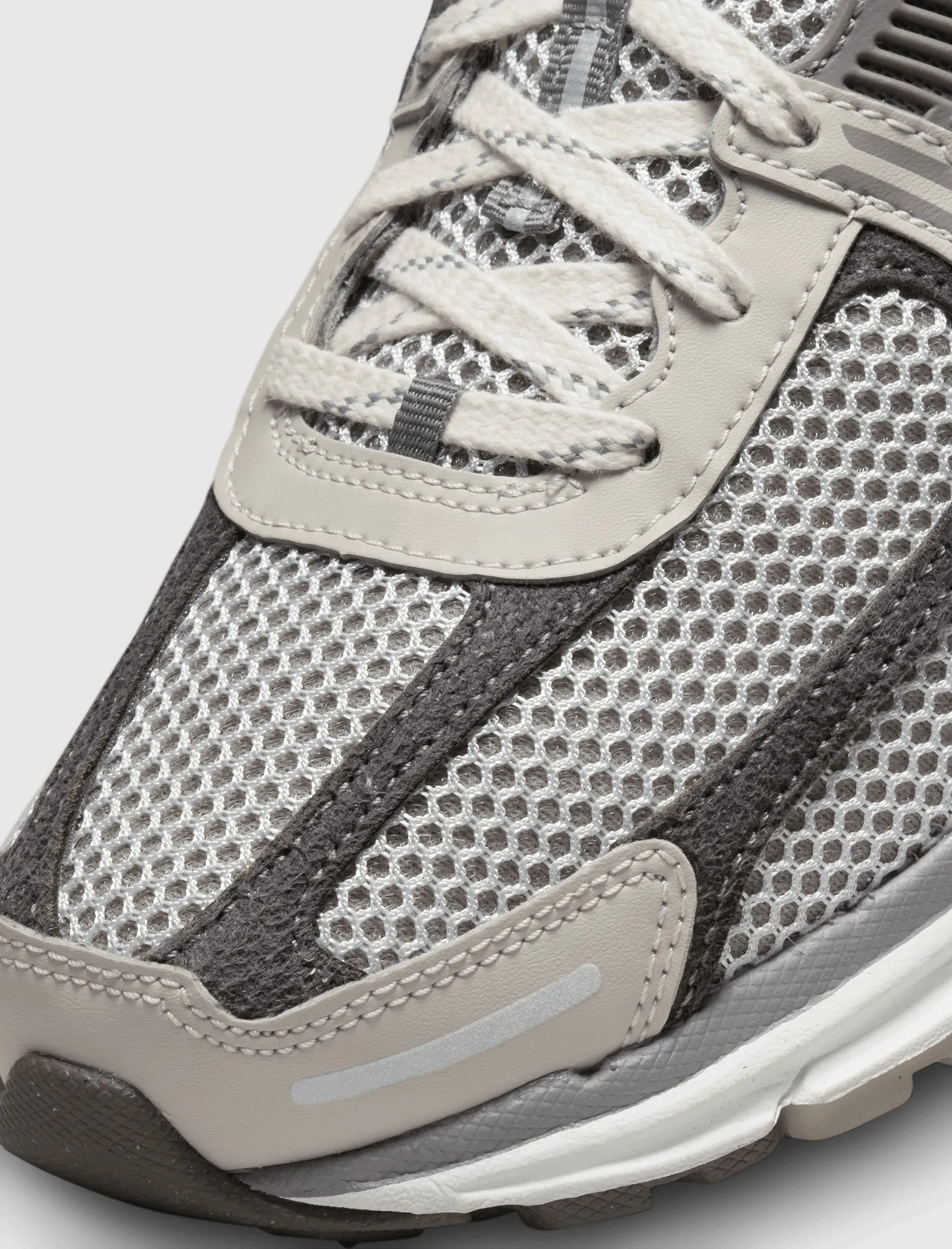 ZOOM VOMERO 5 PRM "LIGHT IRON ORE"